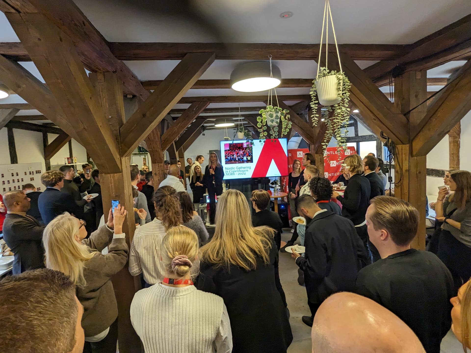 Nordic Crowd